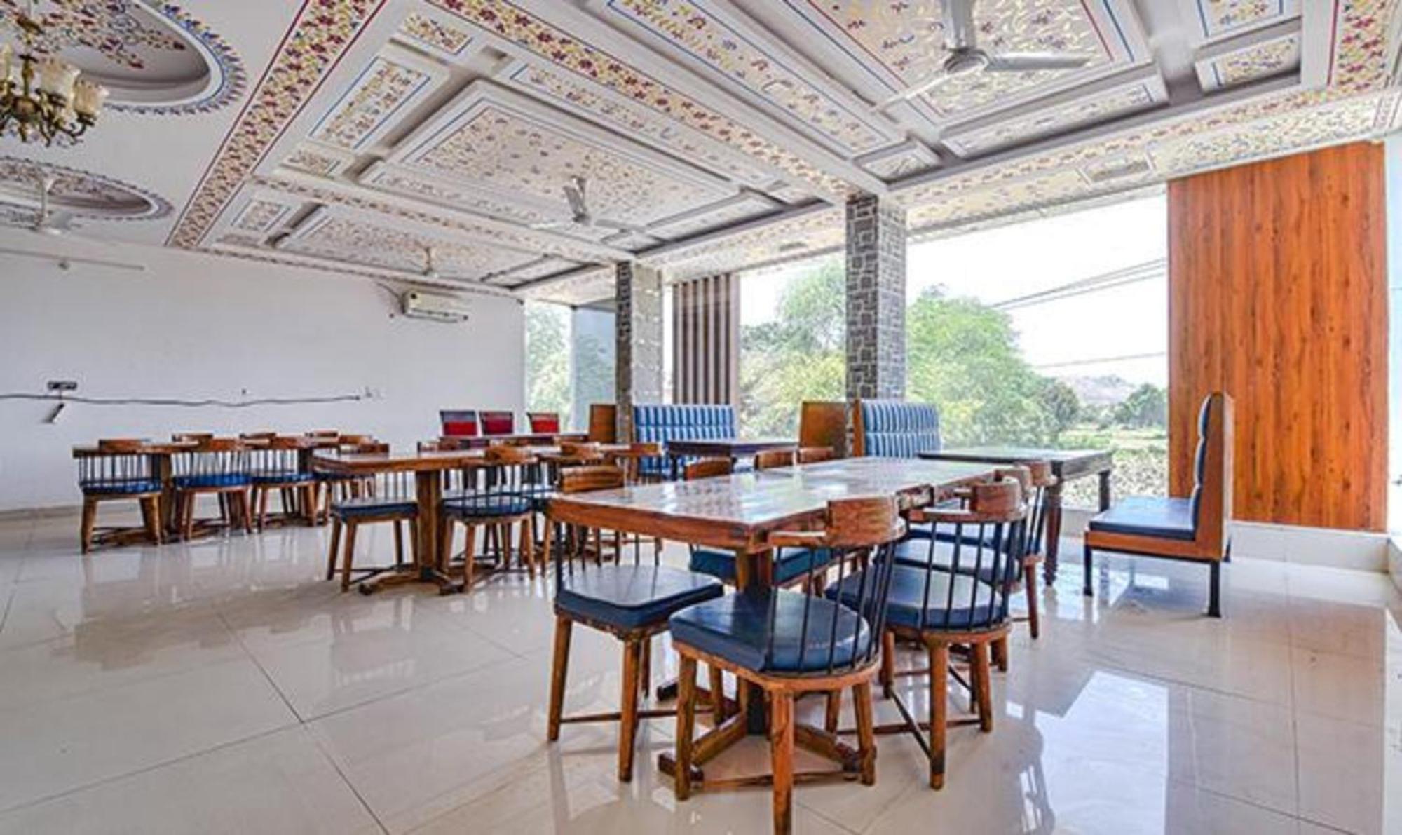 Fabhotel Ranbanka Udaipur Exterior foto